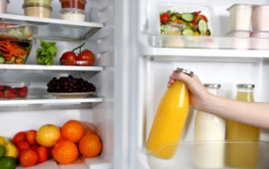 4 tips tegen vervelende geuren in de koelkast